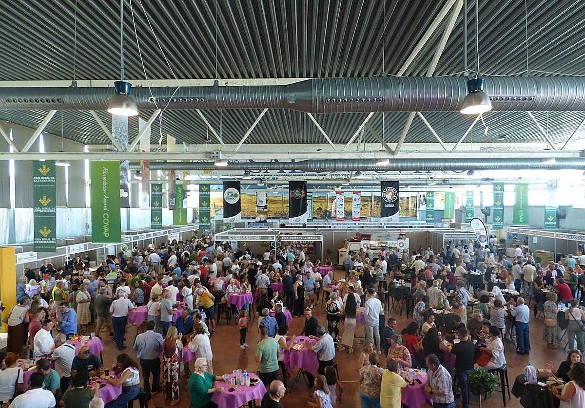 Degustaciones de cordero en la pasada edición del Salón Ovino de Castuera.