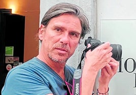 El fotógrafo Jorge Rey muestra parte de su trabajo periodístico en conciertos en directo.