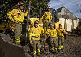 Bomberos forestales del retén de Cáceres.