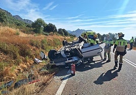 Bomberos del parque del Cpei en Castuera tuvieron que rescatar a la víctima.