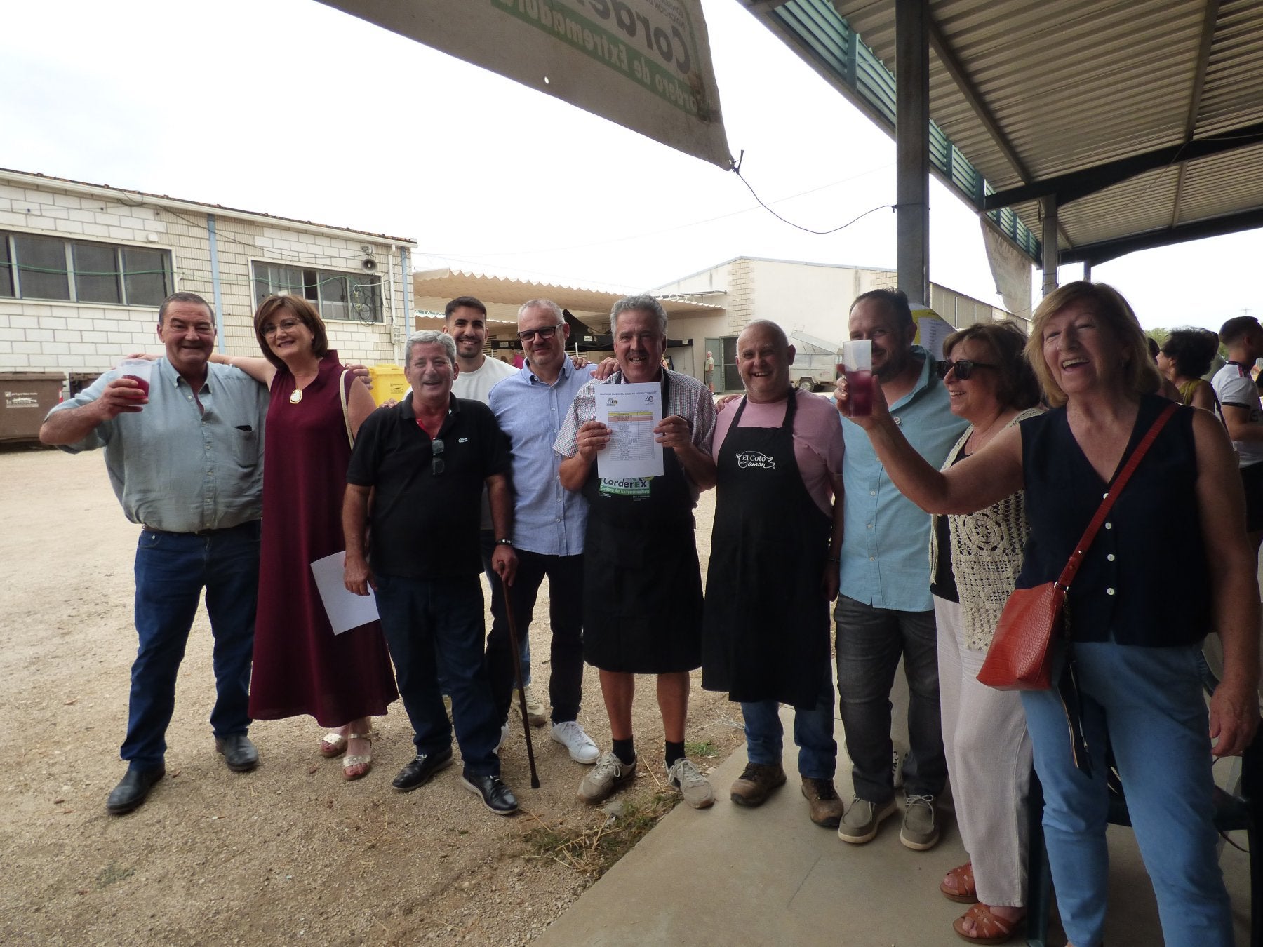 Los Romeros en el momento de conocer que habían ganado.