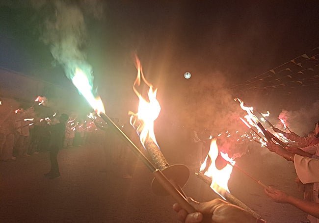 Centenares de personas se reúnen cada 13 de septiembre en el municipio salvaterreño.