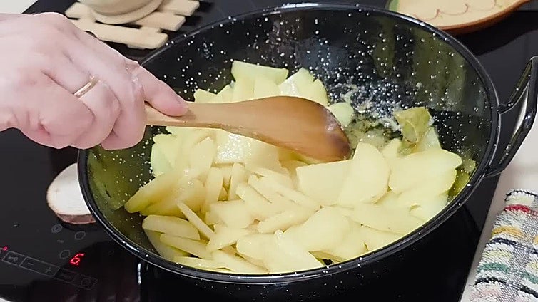 Patatas en caldillo