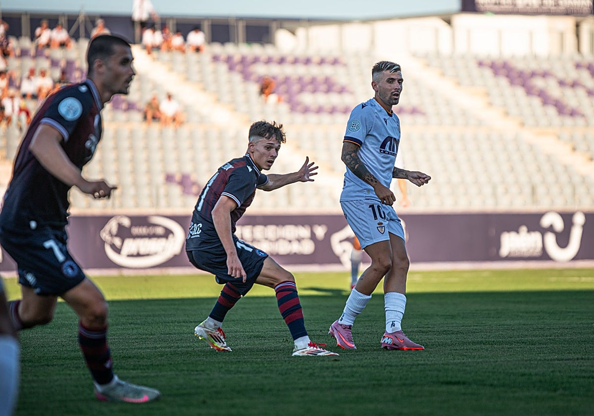 Marco Manchón y Adri Paz durante el Jaén-Extremadura.