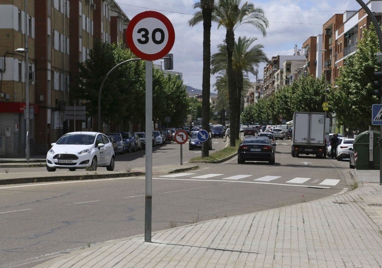 Mérida probará los pasos de peatones inteligentes en la avenida Juan Carlos I