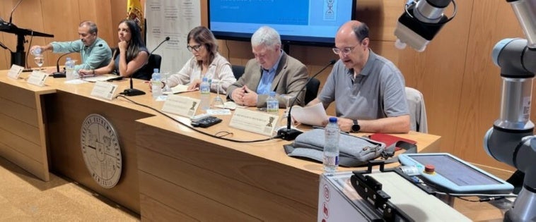 Un nuevo máster formará en digitalización y robótica