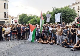 La Plaza Mayor de Plasencia acogió una concentración similar el pasado mes de mayo.
