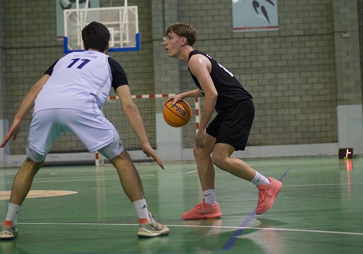 Partido entre el Bosco y el CBA de la segunda jornada de la Copa de Extremadura.