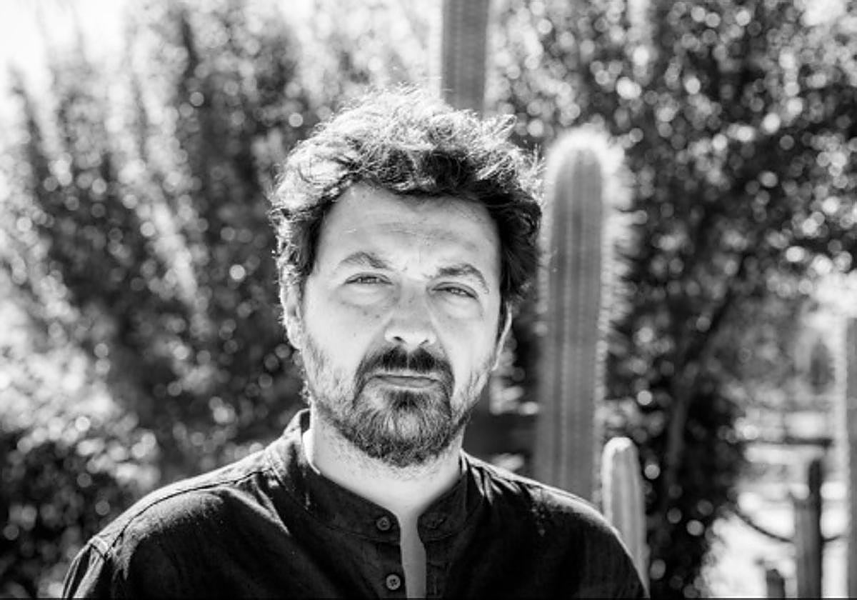 El escritor extremeño Francisco Serrano gana el Premio Tusquets 2025