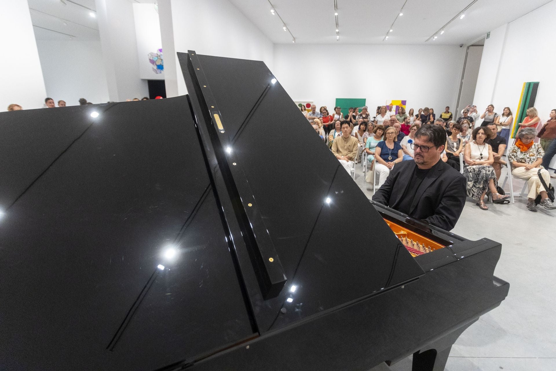 Homenaje a Helga de Alvear