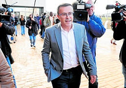 El PSOE expresa su «férrea y plena confianza en la honorabilidad» de Gallardo