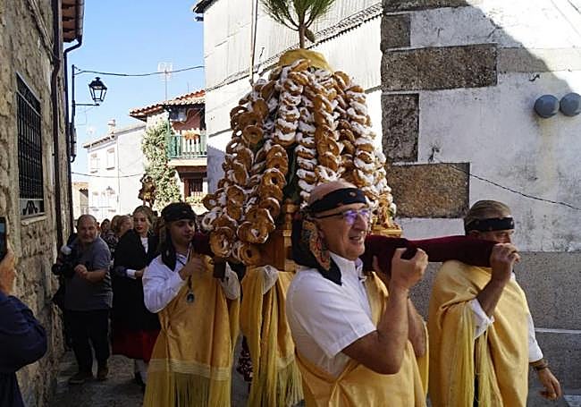 Festividad de San Miguel en Cabrero.