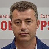 Imagen - «Ya tenemos acabado un complejo deportivo que no teníamos y la piscina ahora es accesible»