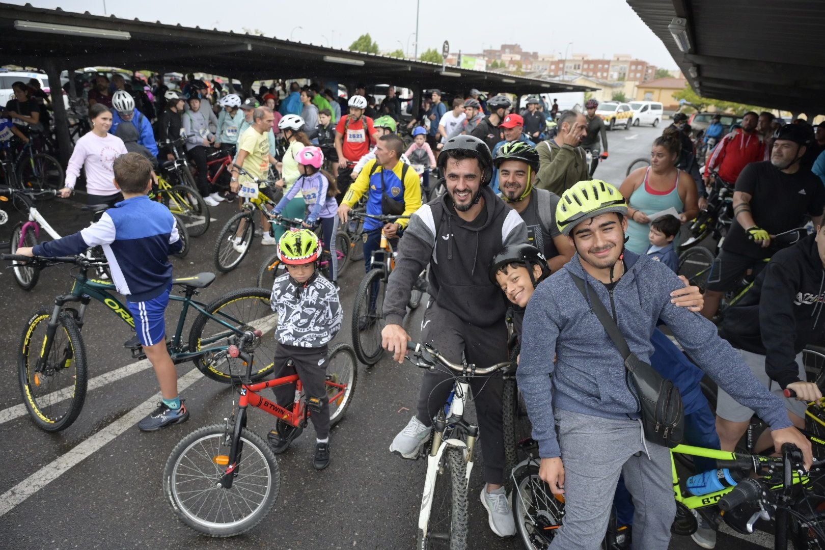 La cancelación del Día de la Bicicleta de Badajoz, en imágenes
