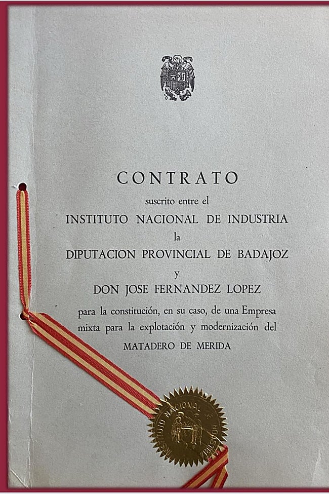Contrato del matadero regional para gestionarlo Fernández López.