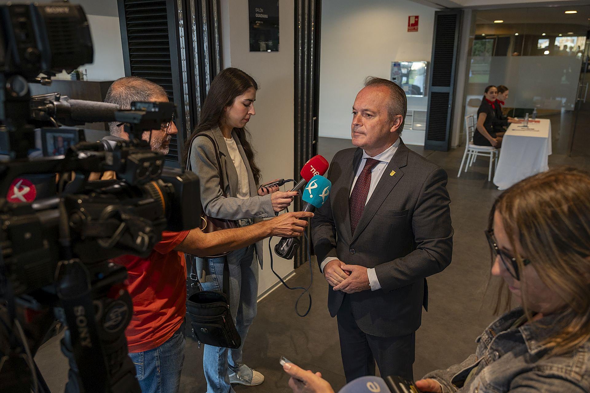 Asistentes a la segunda celebración de&#039;La Mirada Económica de HOY&#039; (I)