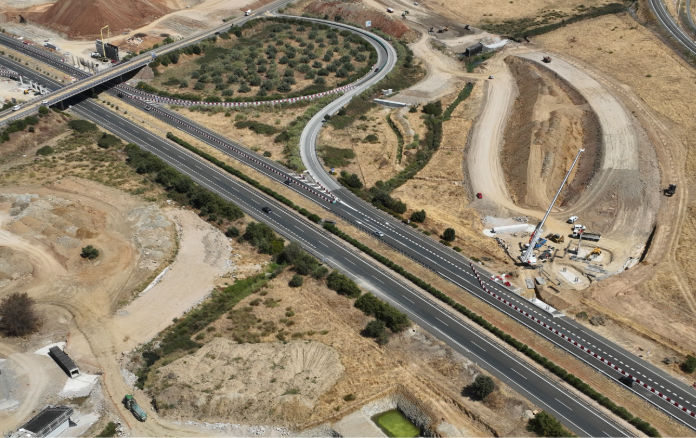 Ejecución viaducto y paso superior; el kilómetro 1,400