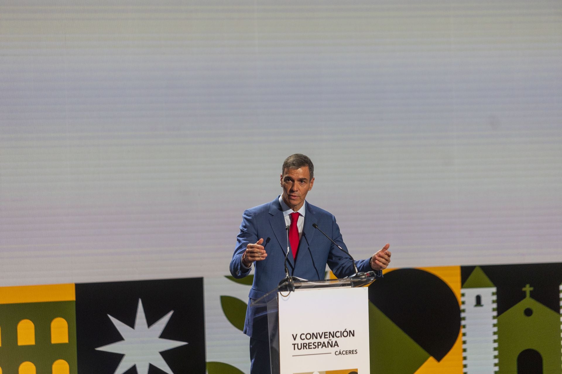 Fotos | La intervención de Pedro Sánchez en Turespaña, en imágenes