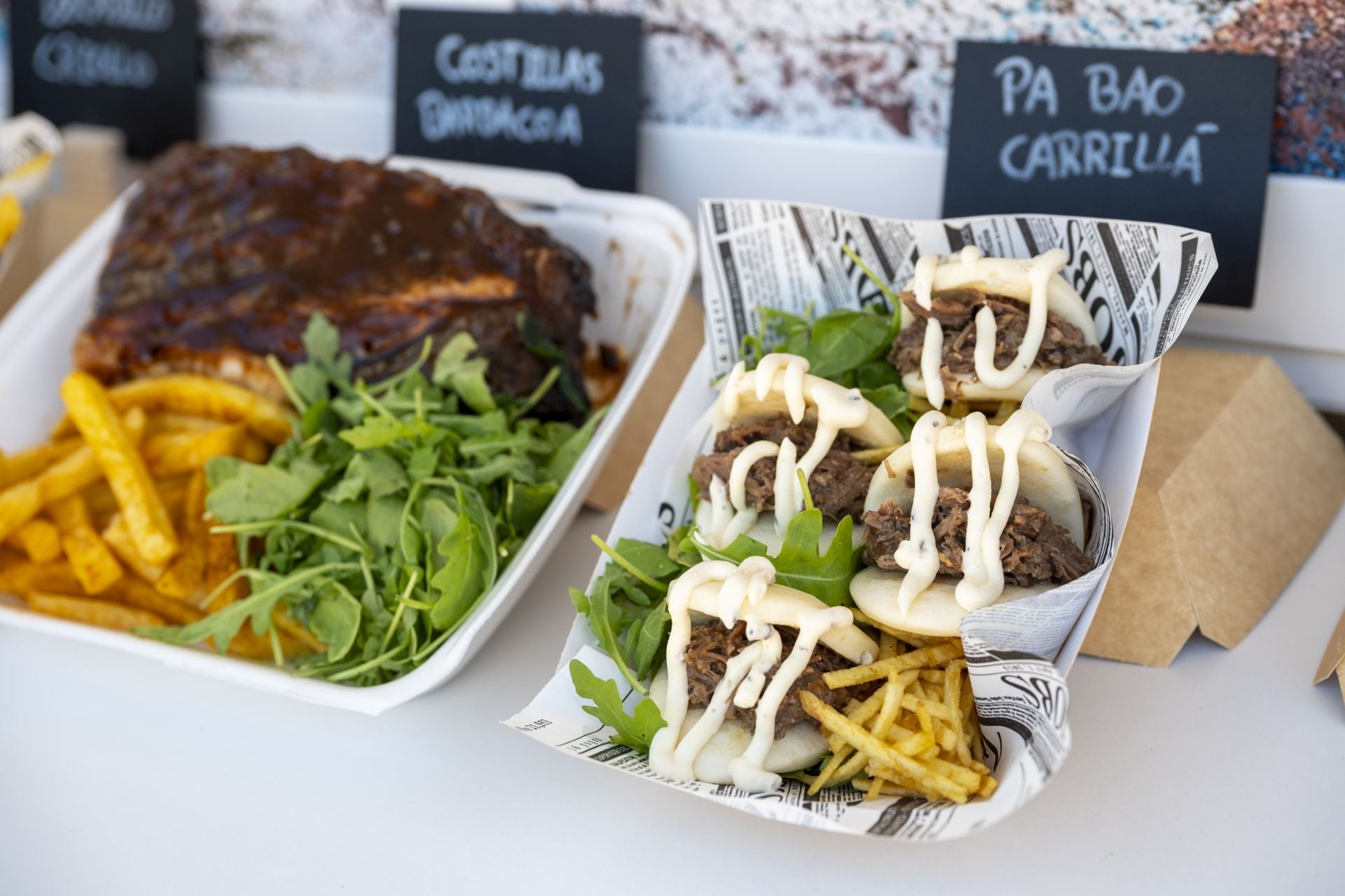 El pan bao con carrillera de PlazaSevilla Burguer es una de sus propuestas estrella. 