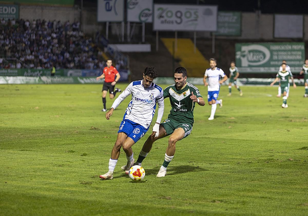 Trabajado punto del Cacereño en su regreso al Príncipe Felipe ante el líder