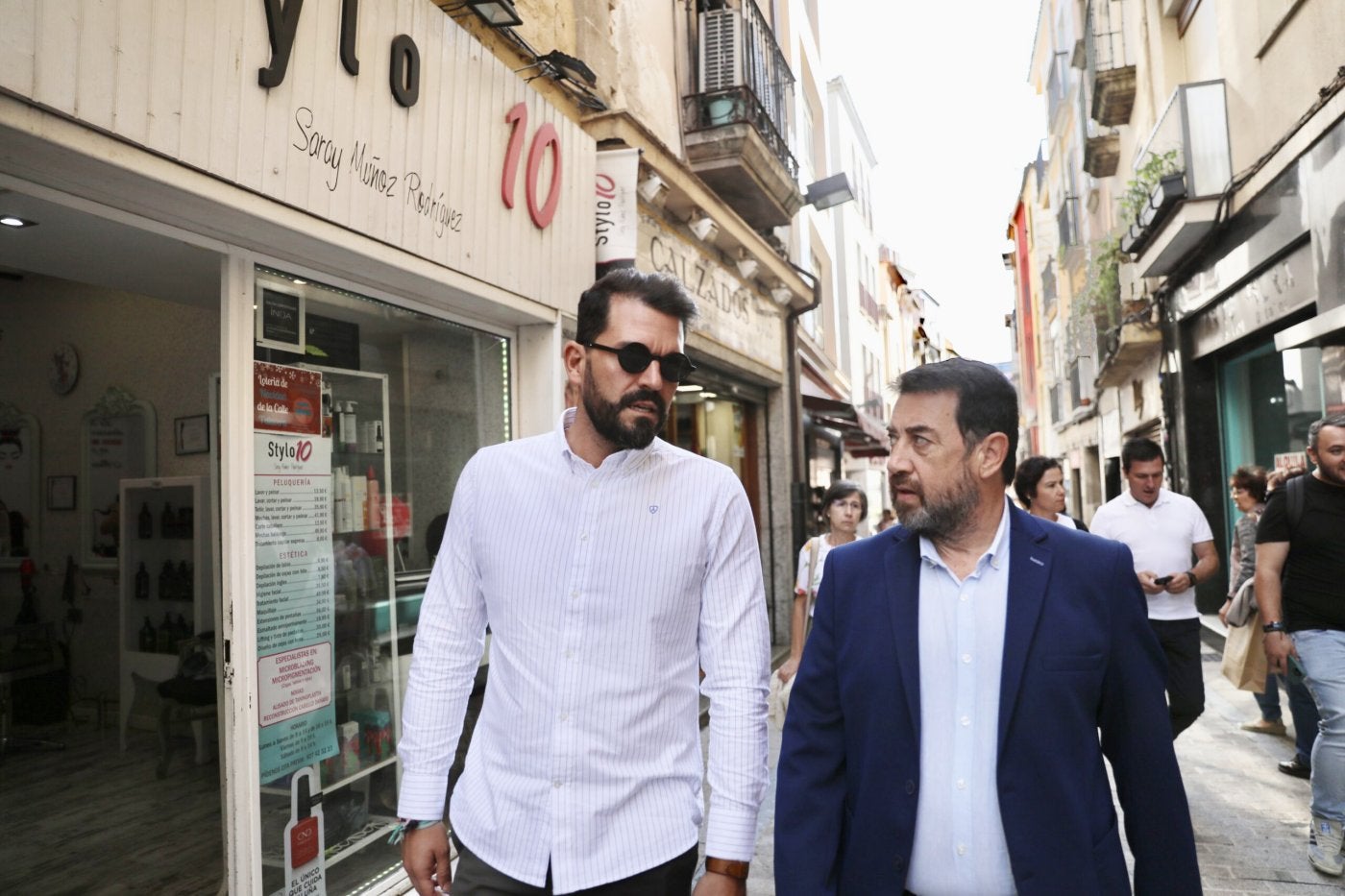 Sánchez Cotrina y Alfredo Moreno, en la calle Talavera.