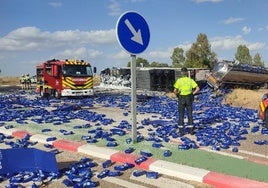Un accidente con dos camiones condiciona el tráfico en la N-432 a la altura de Azuaga