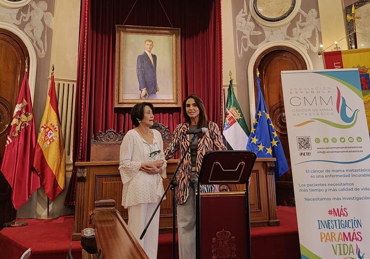 Las pacientes con cáncer de mama metastásico piden salir «del sótano infame» del Universitario de Badajoz