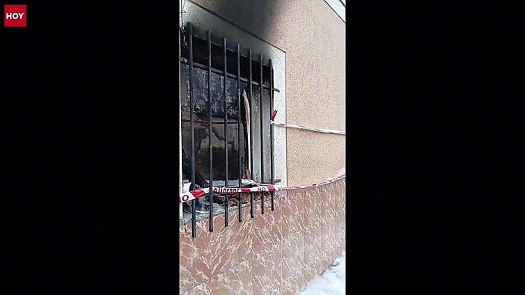 Grave incendio en una vivienda en Badajoz