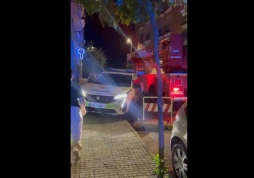Un pequeño fuego en un piso de la Zona Norte de Mérida lleva el susto a los vecinos a las 7 de la mañana