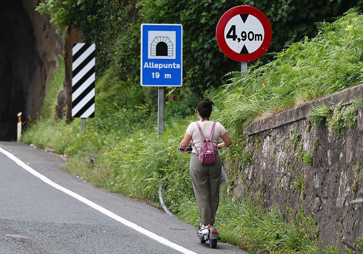 Multas de más de tres mil euros a patinetes y bicicletas eléctricas que no cumplan este requisito a partir de enero