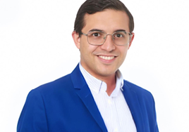 Un maestro extremeño, cerca de lograr ser el 'Mejor Docente de España': «Este reconocimiento es de mis peques»