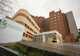 Imagen de la hospital San Pedro de Alcántara por la zona de Urgencias.