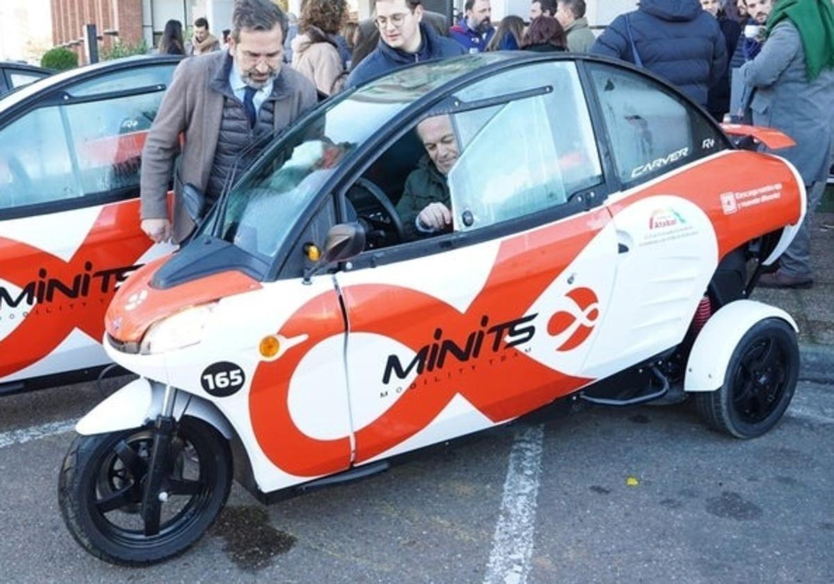 Dos menores resultan heridos graves tras un accidente con un 'Minit' en Las Vaguadas de Badajoz