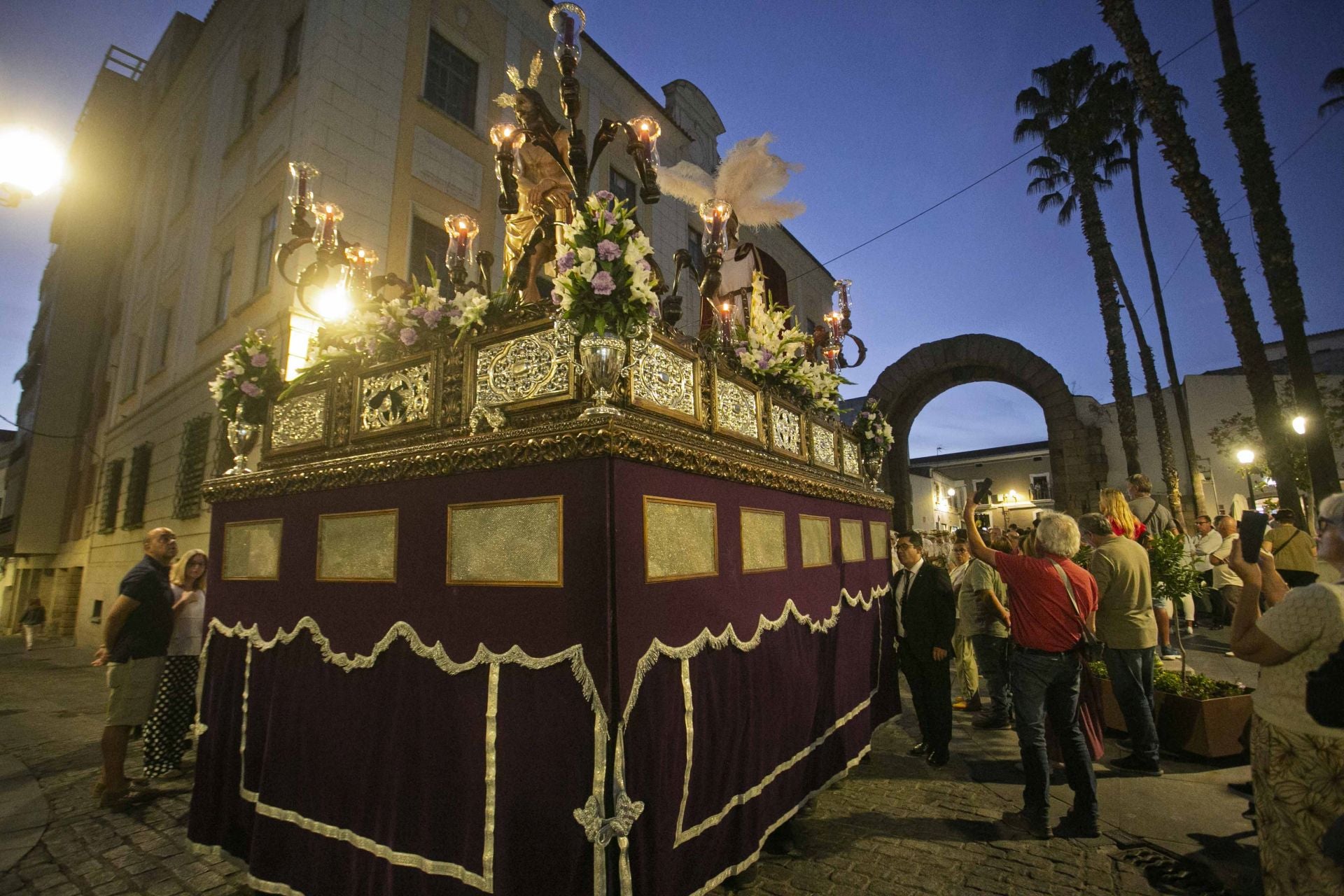Fotos | Las mejores imágenes de la procesión extraordinaria de la cofradía del Calvario