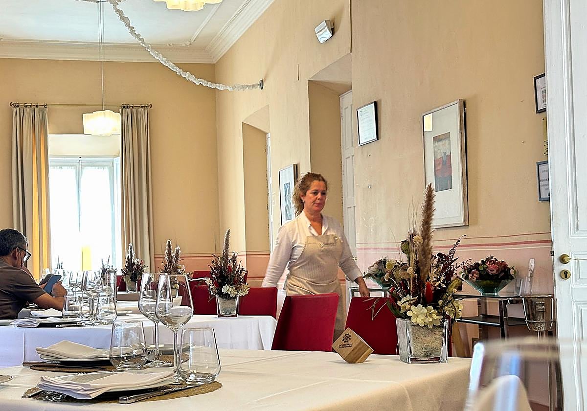 Interior del restaurante Doña Mariana.