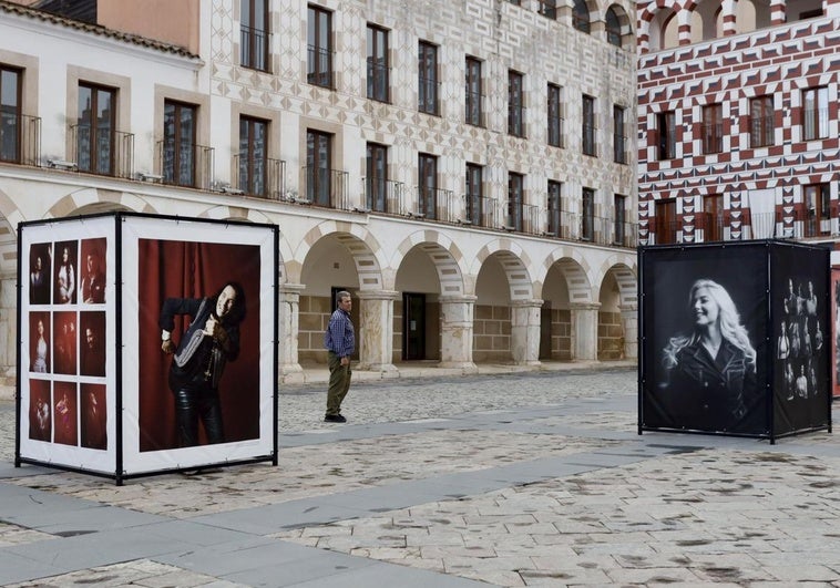 La Plaza Alta de Badajoz acoge desde hoy un homenaje al pueblo gitano