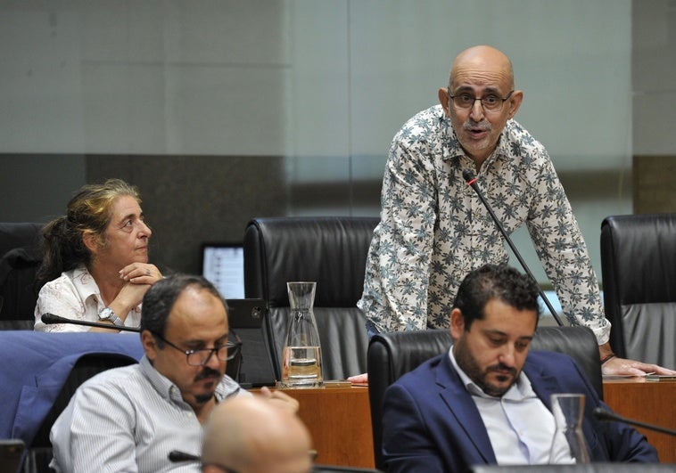 Los extremeños esperan cuatro veces más de lo que marca la ley para una intervención prioritaria