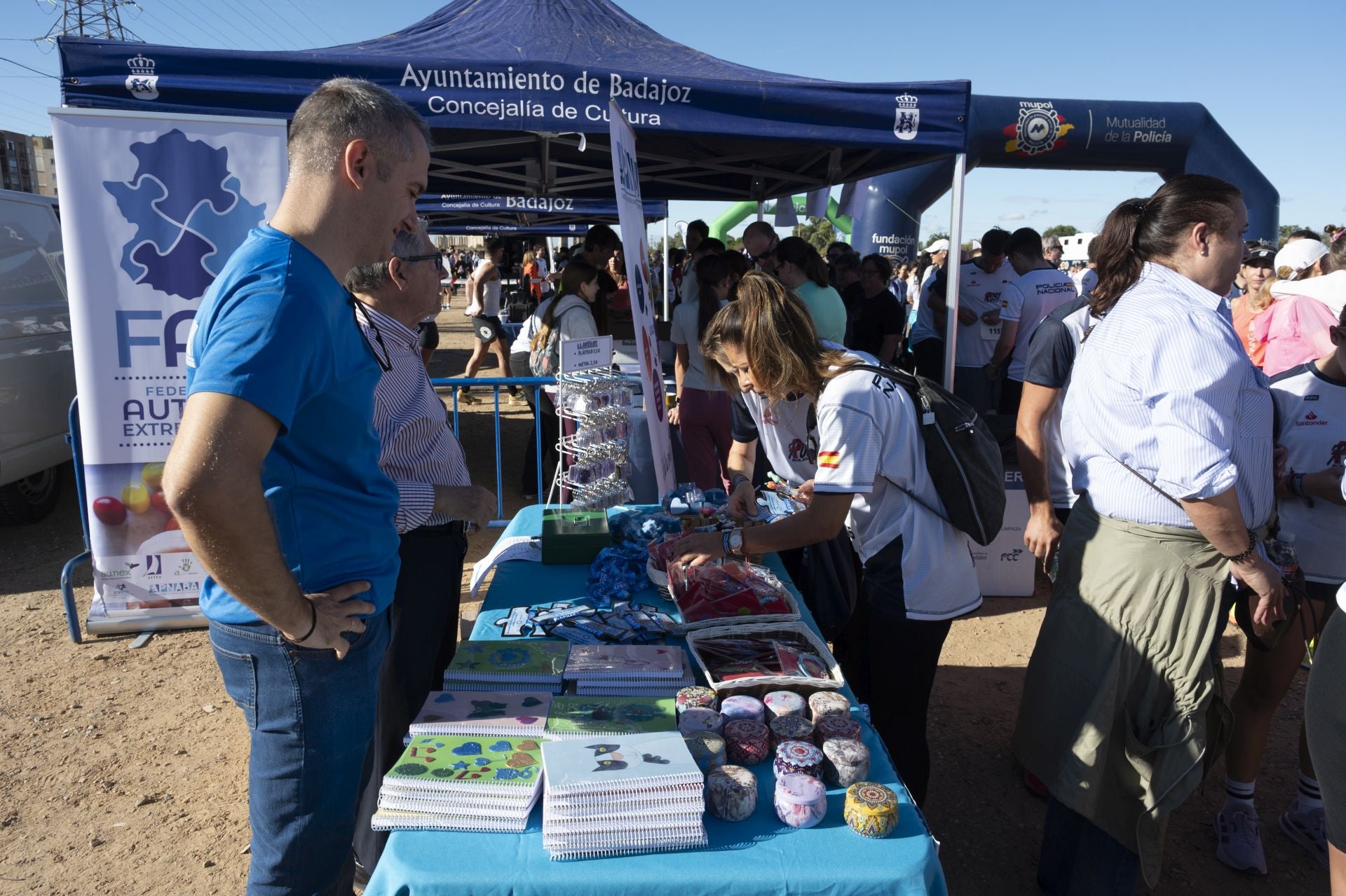 La &#039;Ruta 091&#039; de la Policía Nacional en Badajoz