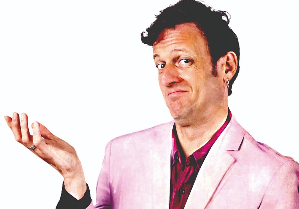 Edu Soto lleva su espectáculo 'Más vale solo que ciento volando Revolution' a Plasencia