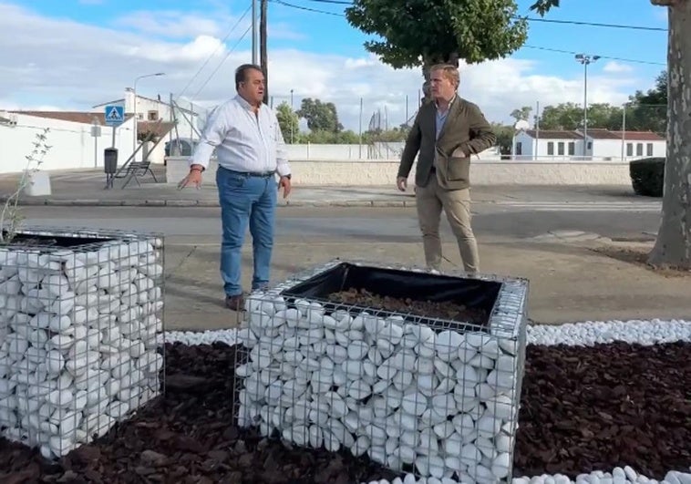 Badajoz invierte 365.000 euros en mejorar el acerado, instalaciones deportivas o el arbolado de siete pedanías  