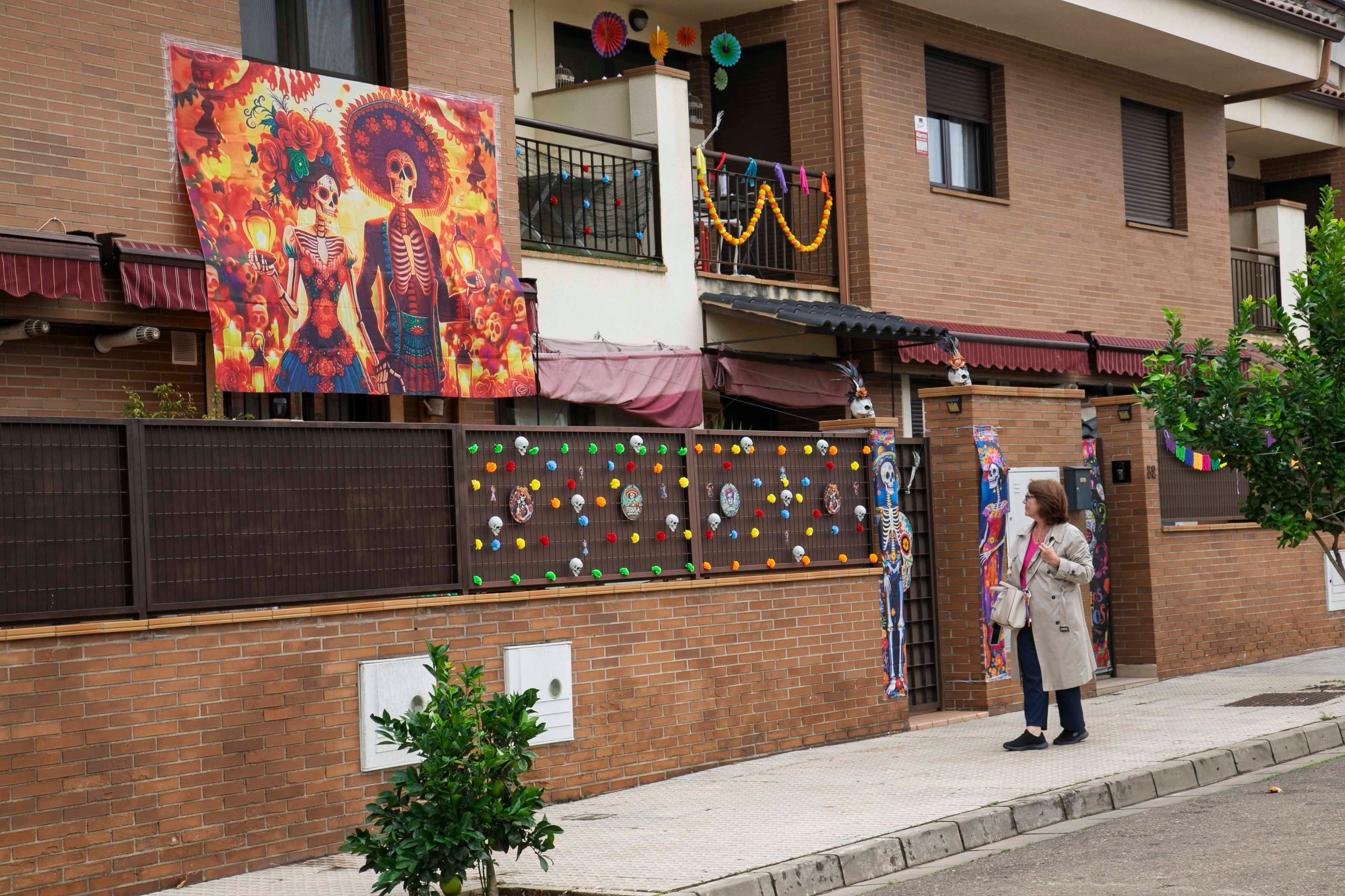 La barriada de El Prado de Mérida se apunta a la celebración del &#039;Día de Muertos