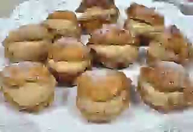 Los buñuelos rellenos más rápidos con tan solo dos ingredientes