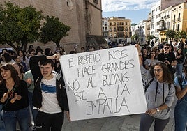 Protesta estudiantil el pasado martes en Badajoz por la muerte de Sandra Peña.