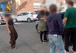 Dos detenidos por secuestrar a un bebé en un establecimiento en Navalmoral cuando la madre se ausentó