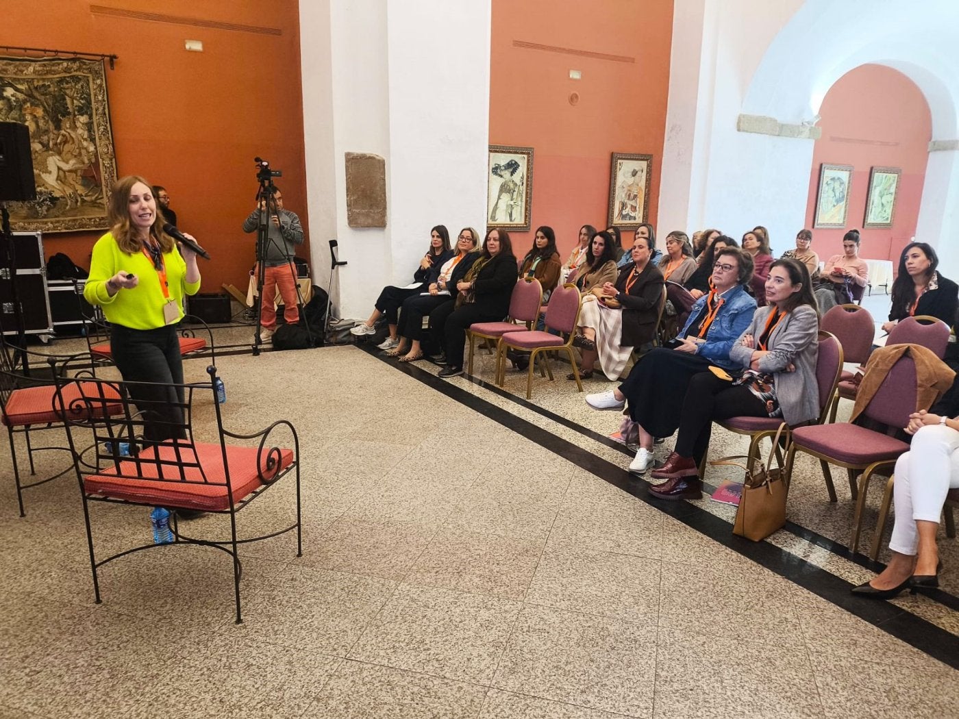 Una de las ponentes en el encuentro celebrado ayer.