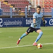 Csenterics en el derbi ante el Cacereño en el Francisco de la Hera.