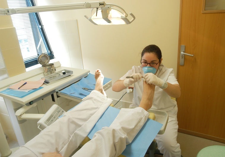 Extremadura incorpora podólogos a la sanidad pública