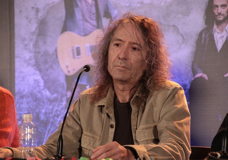 El pleno por unanimidad decide nombrar a Robe Iniesta hijo predilecto de Plasencia