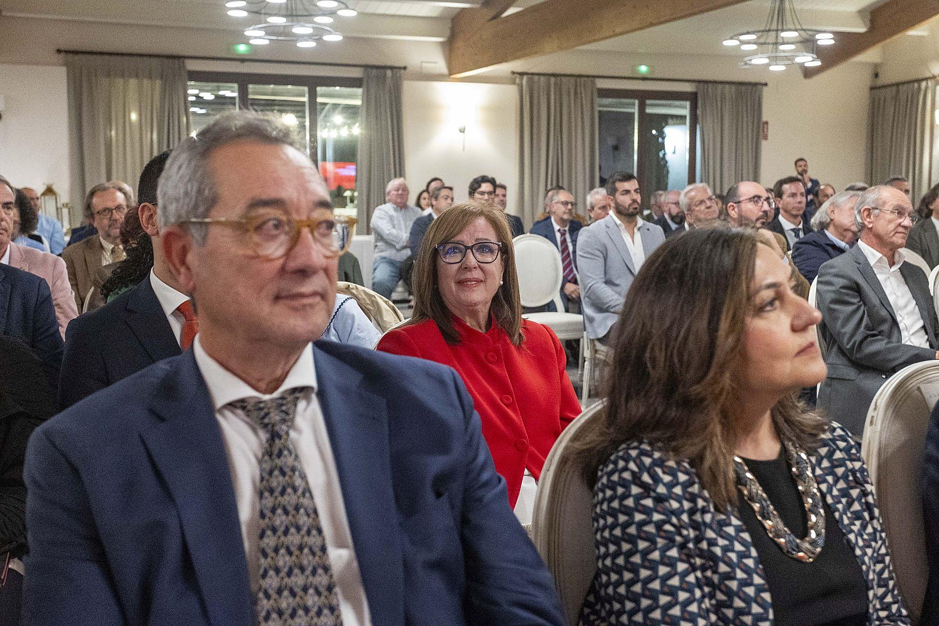 Momentos de la entrega del premio a Tany Nature