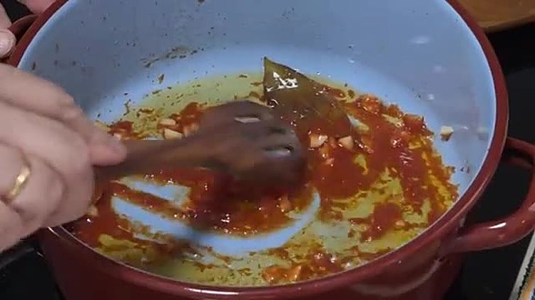 Sopa quitapenas, por Beatriz Cocina